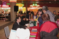 2009dentalfair-16